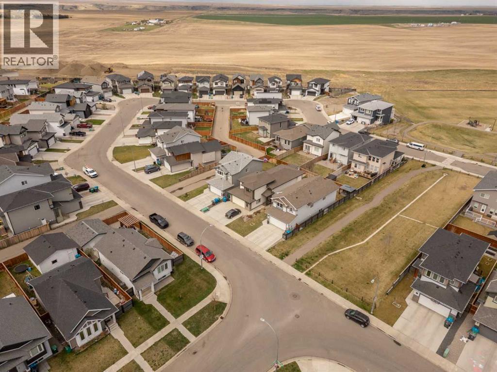 1373 Pacific Circle W, Lethbridge, Alberta  T1J 5V3 - Photo 2 - A2307632