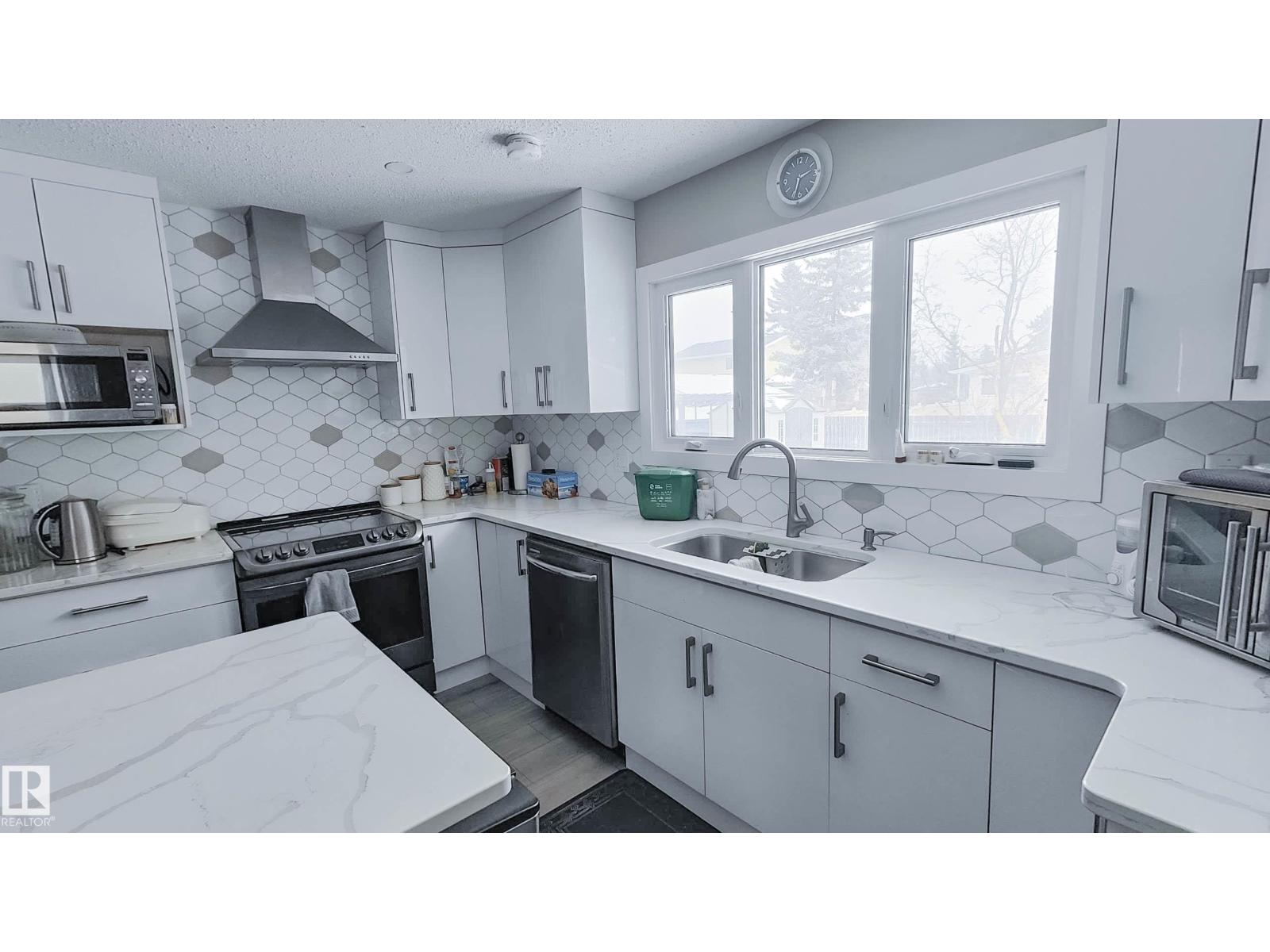 3311 108 St Nw, Edmonton, Alberta  T5J 3C9 - Photo 14 - E4486607