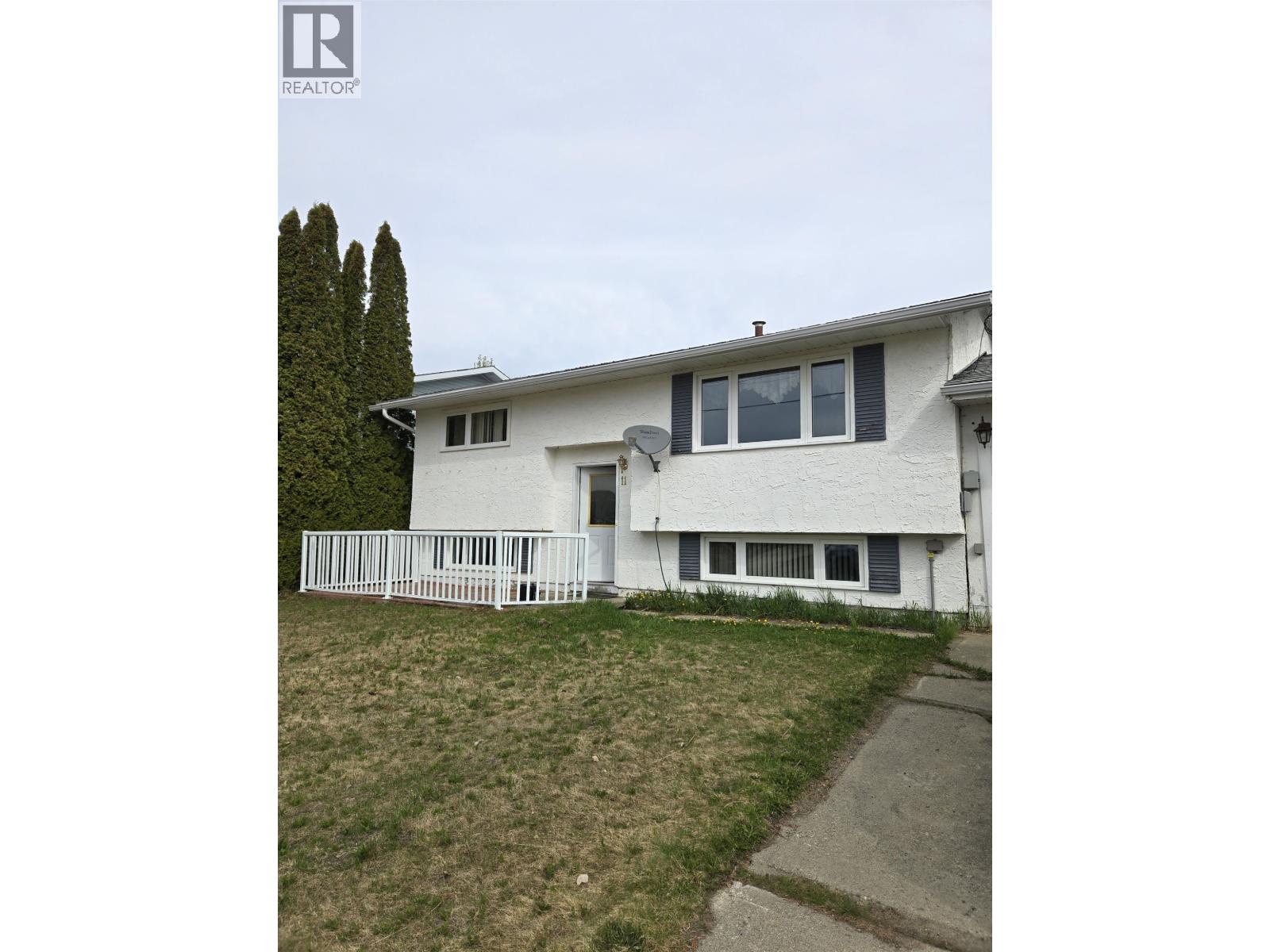 11 Baker Road, Mackenzie, British Columbia  V0J 2C0 - Photo 1 - R3120441