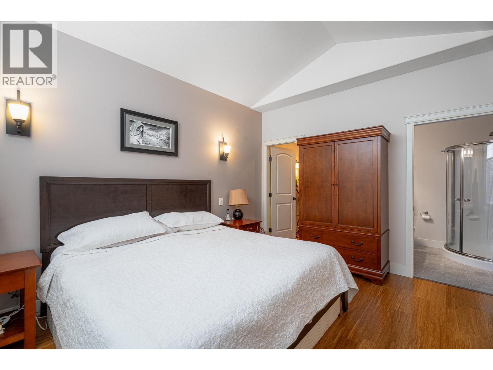 545 Kobayashi Place, Kamloops, British Columbia  V2B 0B5 - Photo 11 - 10386171