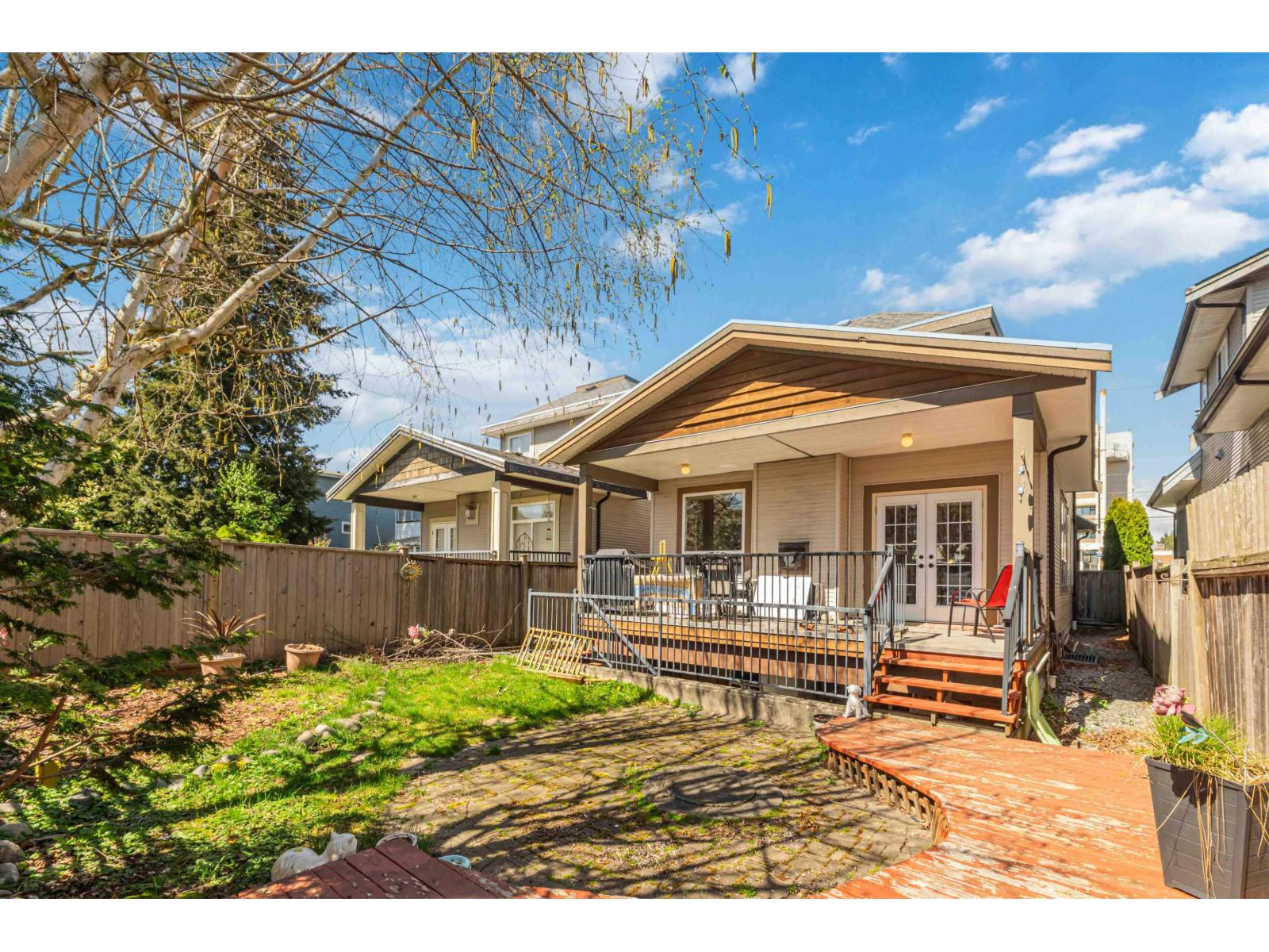 15544 Russell Avenue, White Rock, British Columbia  V4B 2R3 - Photo 13 - R3121336