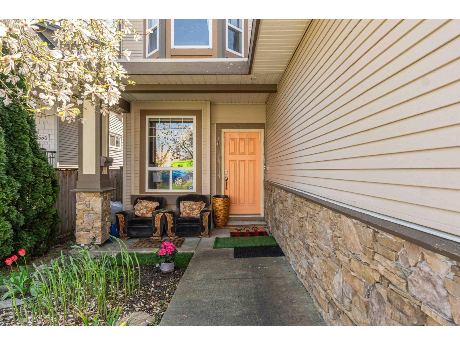 15544 Russell Avenue, White Rock, British Columbia  V4B 2R3 - Photo 12 - R3121336