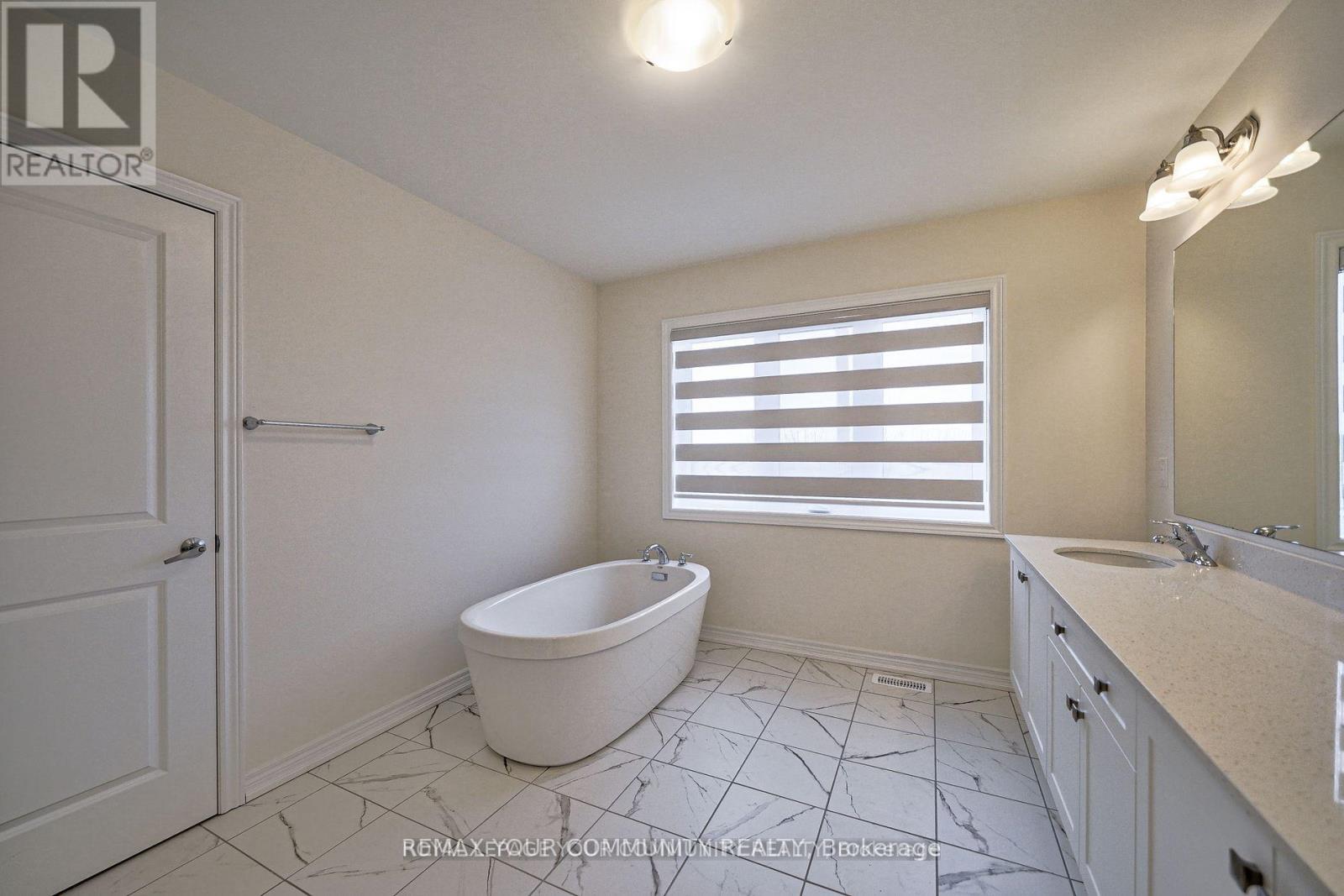 118 Broadacre Drive, Kitchener, Ontario  N2R 0S5 - Photo 35 - X13103116