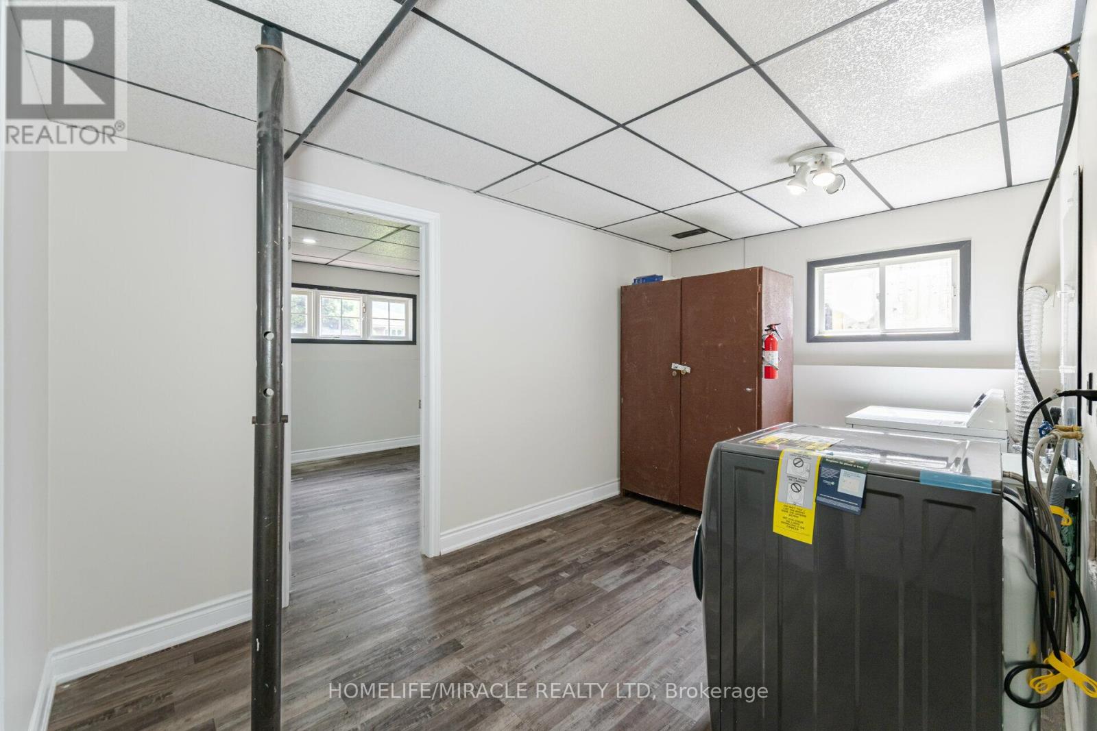 Bsmt - 36 Poplar Crescent, Welland, Ontario  L3C 6W2 - Photo 13 - X13103260