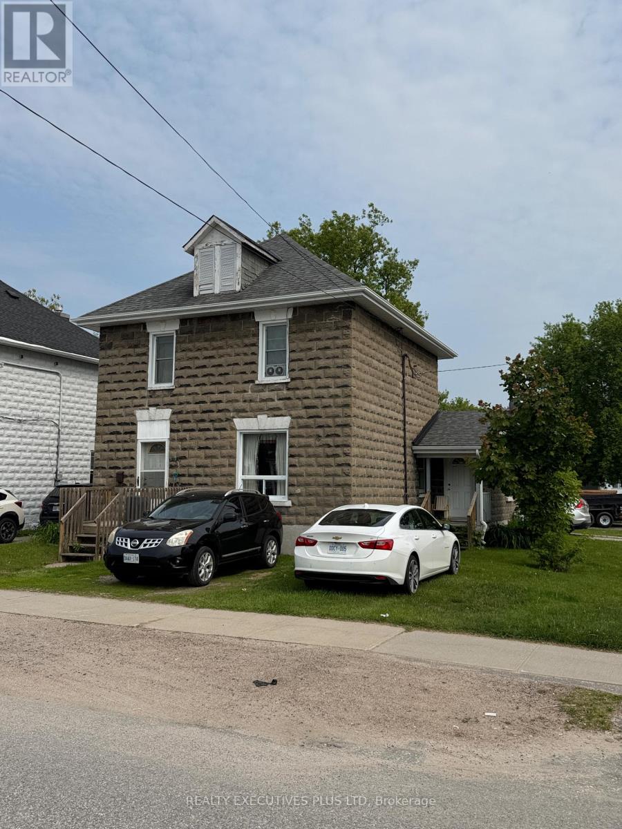 907 Fraser Street, North Bay, Ontario  P1B 3X7 - Photo 1 - X13103308