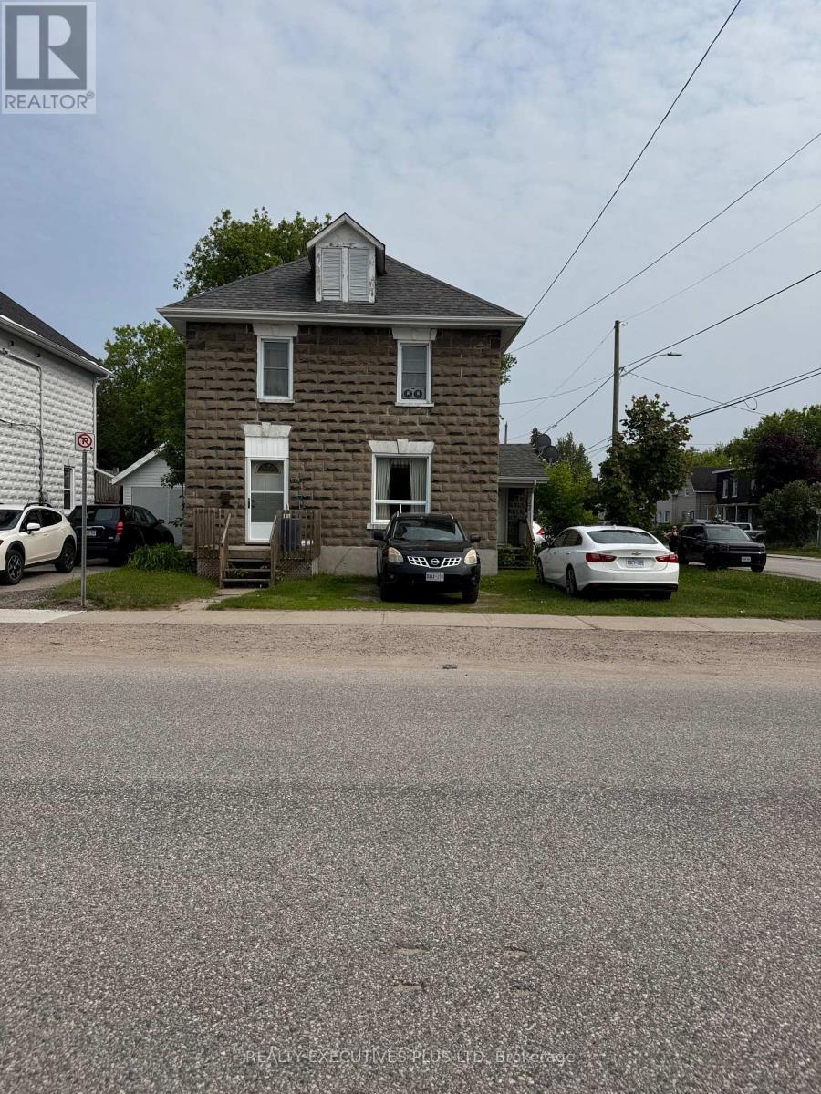 907 Fraser Street, North Bay, Ontario  P1B 3X7 - Photo 5 - X13103308