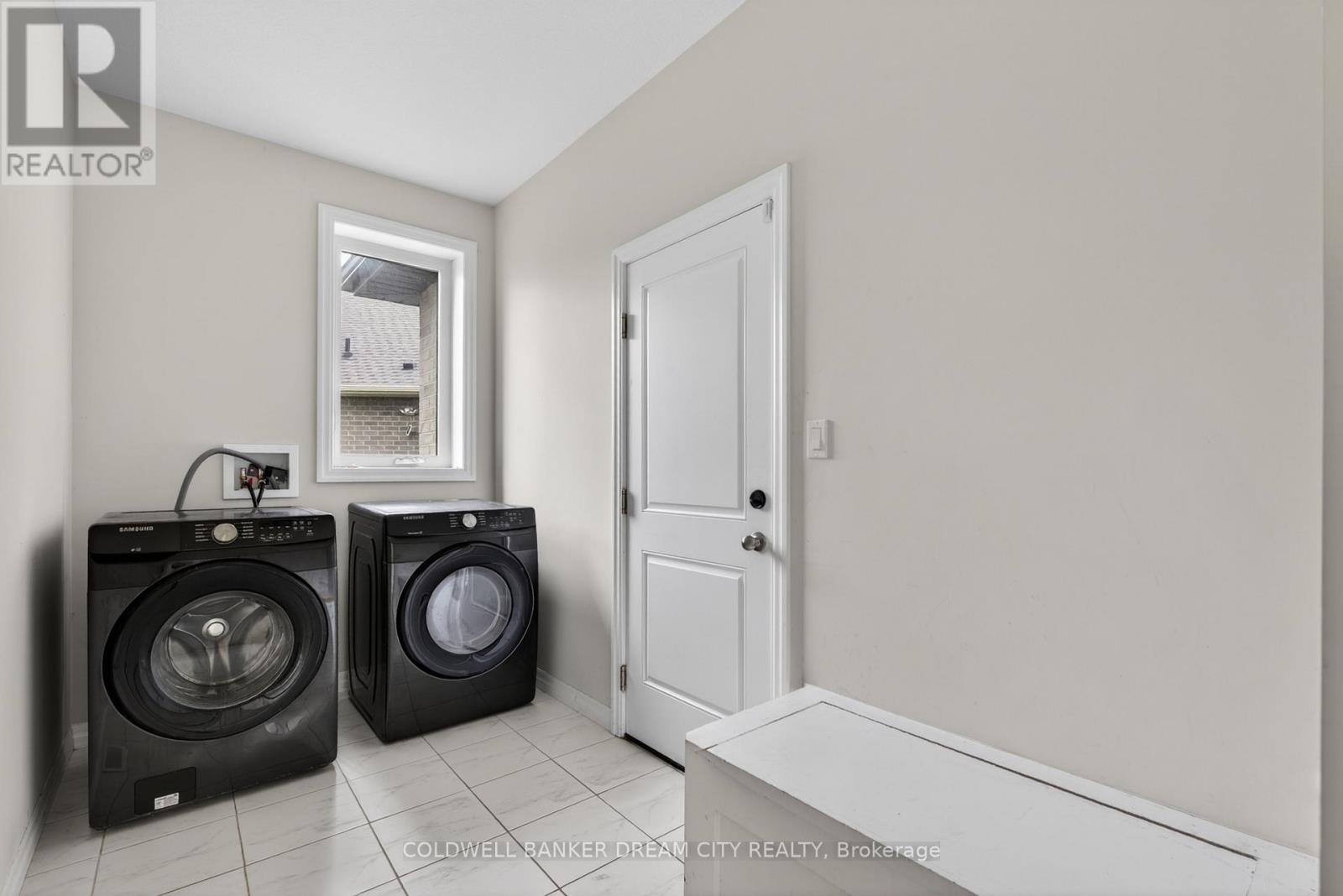 98 Livingston Drive, Tillsonburg, Ontario  N4G 0J3 - Photo 22 - X13103318