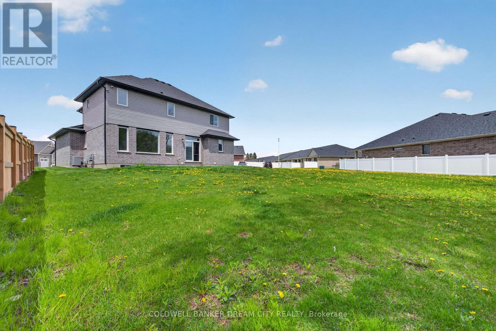 98 Livingston Drive, Tillsonburg, Ontario  N4G 0J3 - Photo 49 - X13103318