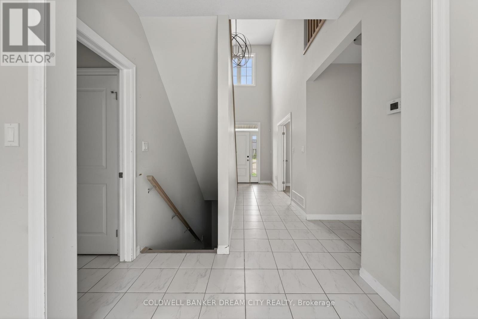 98 Livingston Drive, Tillsonburg, Ontario  N4G 0J3 - Photo 9 - X13103318