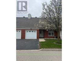 9 - 2705 KINGSWAY DRIVE, Kitchener, Ontario