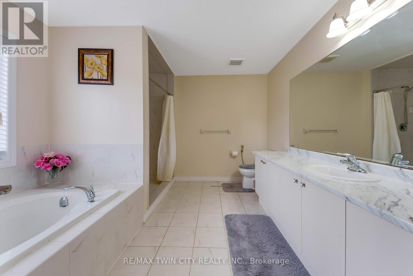 667 Linden Drive, Cambridge, Ontario  N3H 0B6 - Photo 26 - X13103372