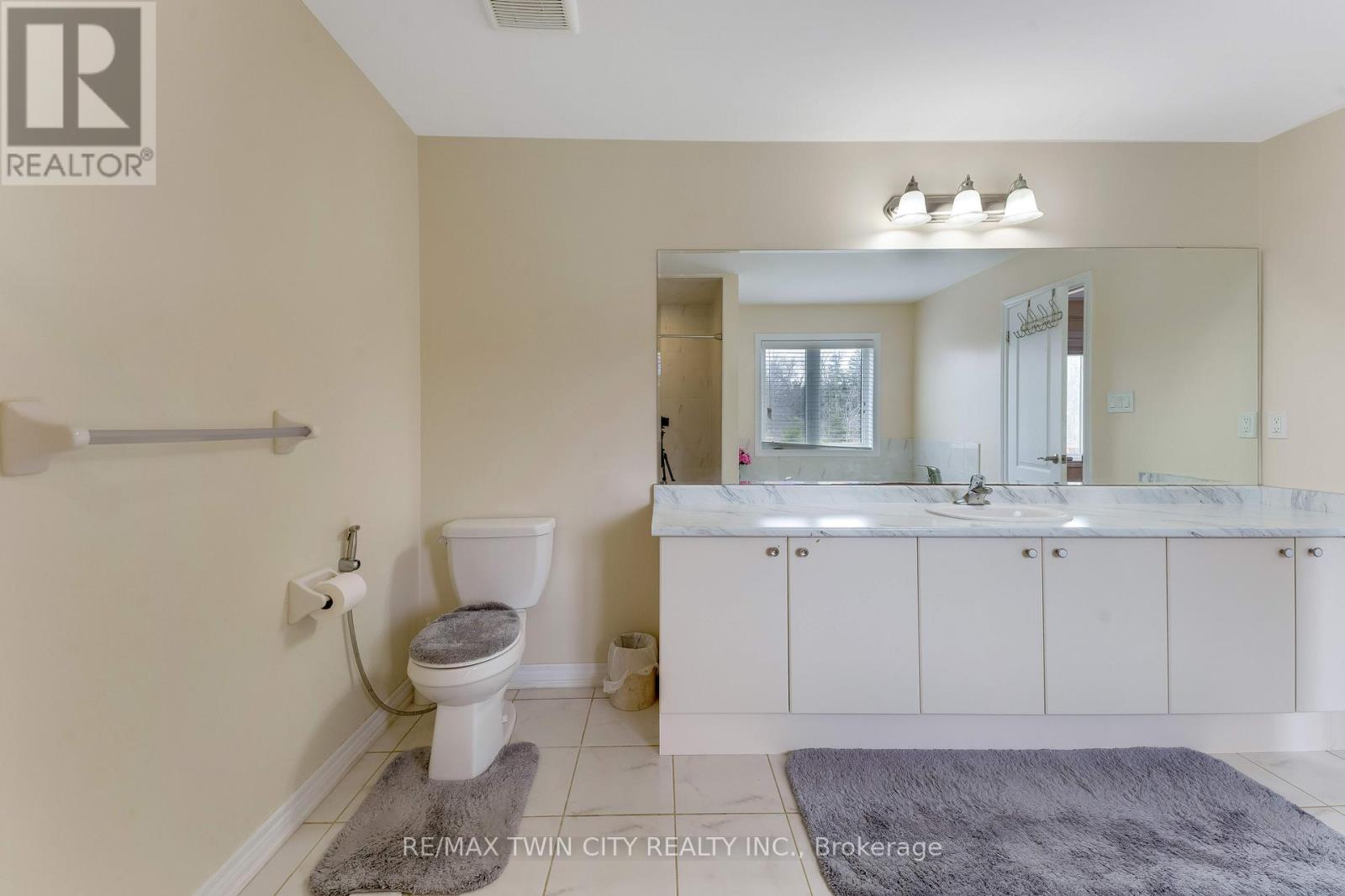 667 Linden Drive, Cambridge, Ontario  N3H 0B6 - Photo 36 - X13103372