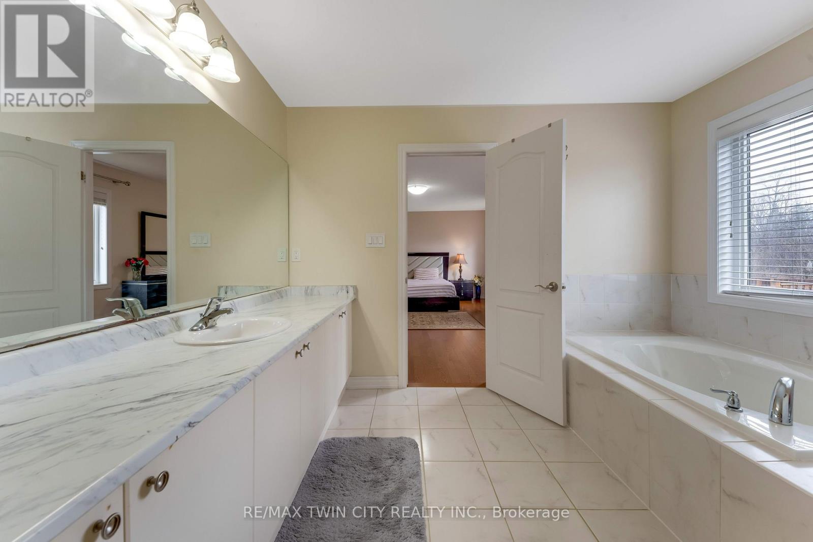 667 Linden Drive, Cambridge, Ontario  N3H 0B6 - Photo 37 - X13103372