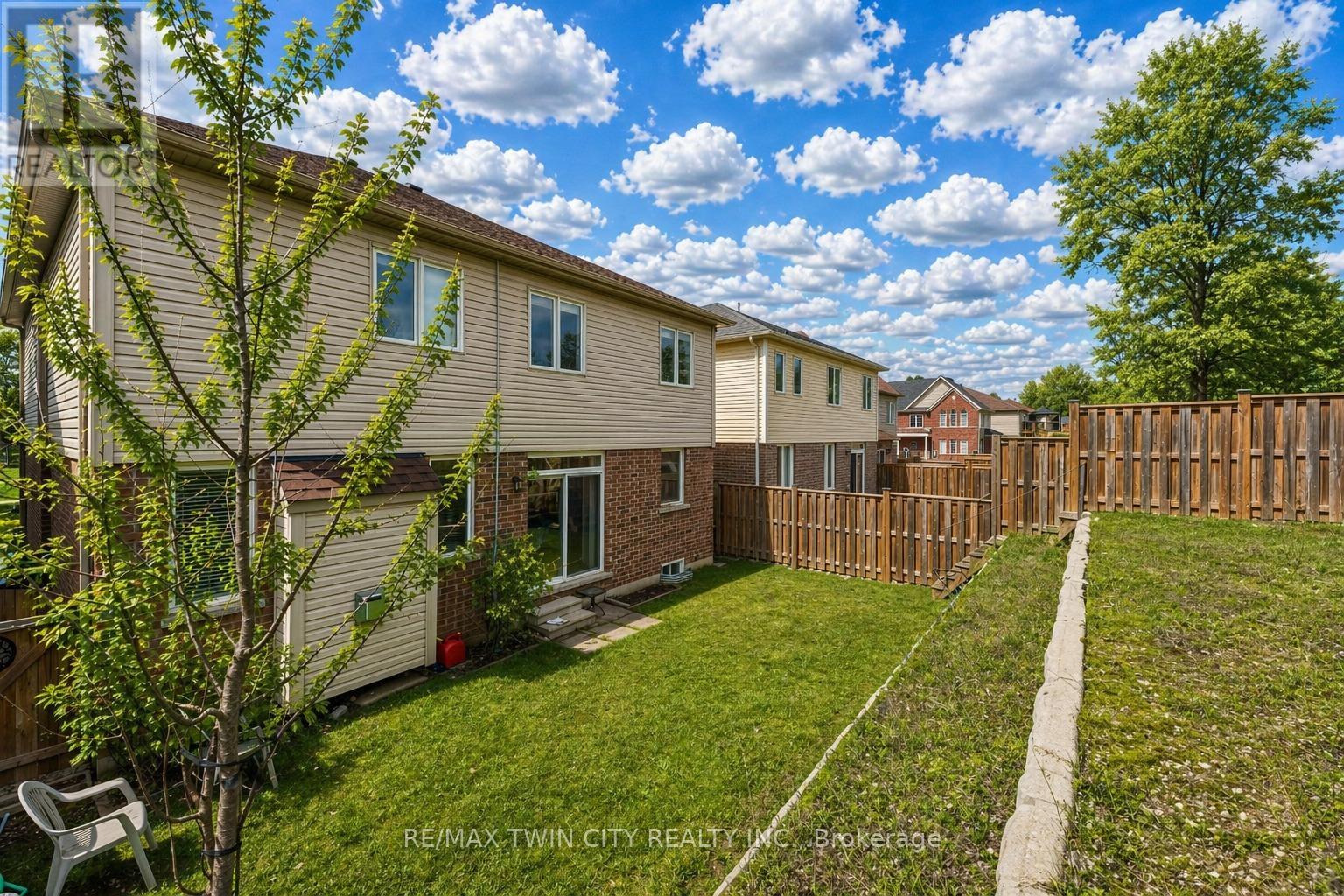 667 Linden Drive, Cambridge, Ontario  N3H 0B6 - Photo 43 - X13103372