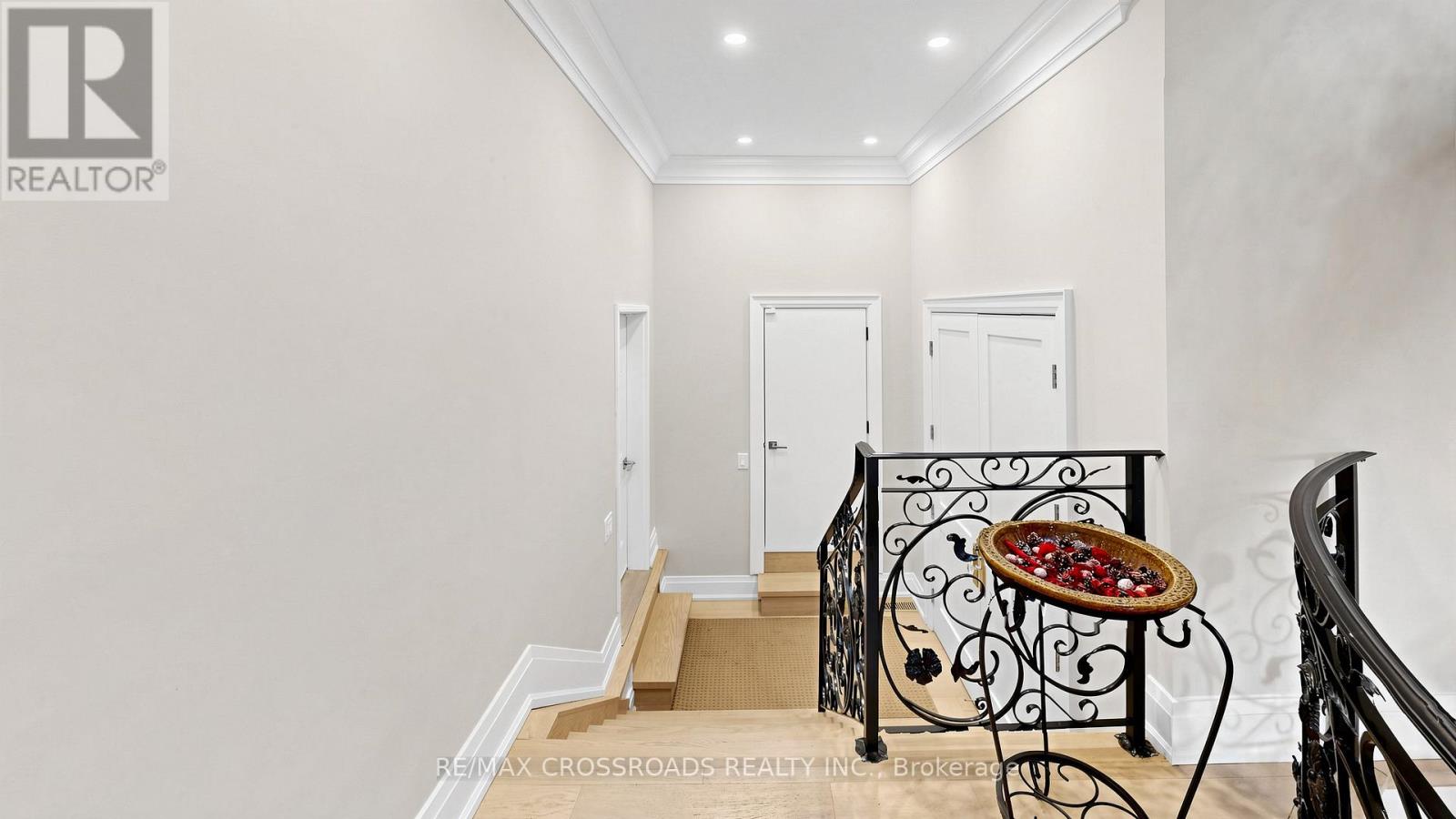 1427 Rosebank Road, Pickering, Ontario  L1V 1P3 - Photo 15 - E13080368