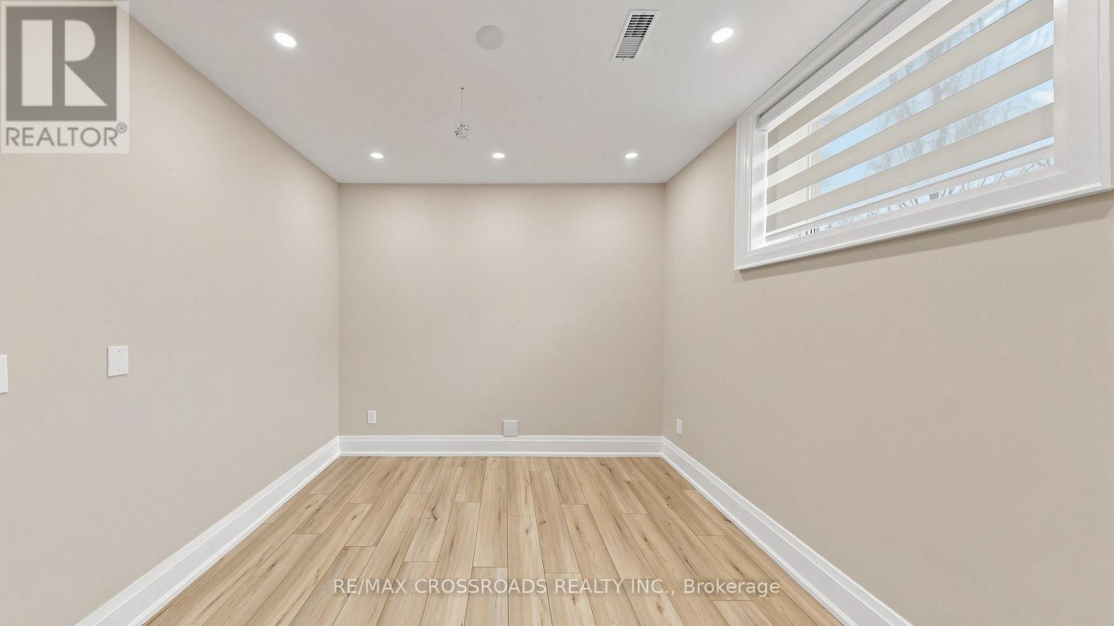 1427 Rosebank Road, Pickering, Ontario  L1V 1P3 - Photo 39 - E13080368