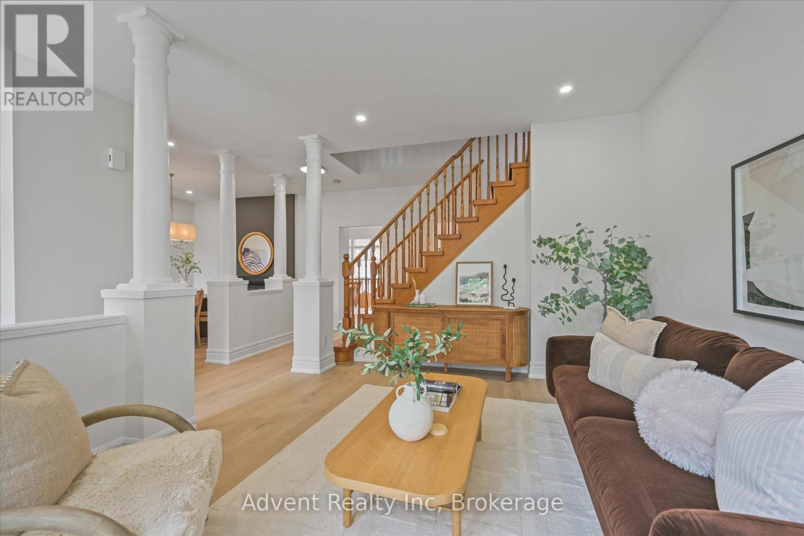 5 Angus Glen Boulevard, Markham, Ontario  L6C 1Z1 - Photo 6 - N12736618