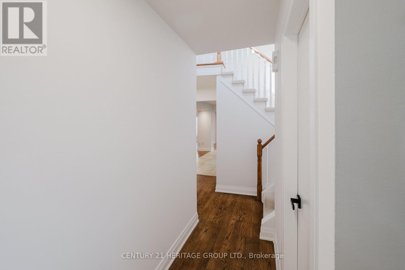 60 Carl Tennen Street, Vaughan, Ontario  L4J 7B8 - Photo 5 - N13084202