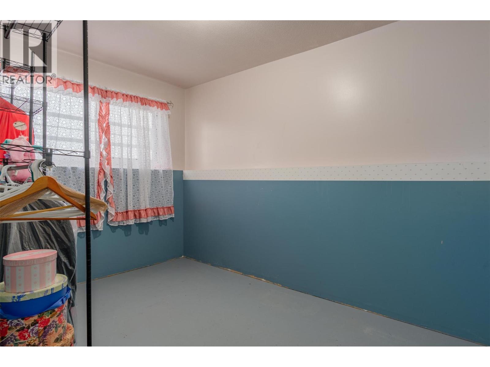 1937 Riverside Crescent, Castlegar, British Columbia  V1N 3W5 - Photo 32 - 10386371