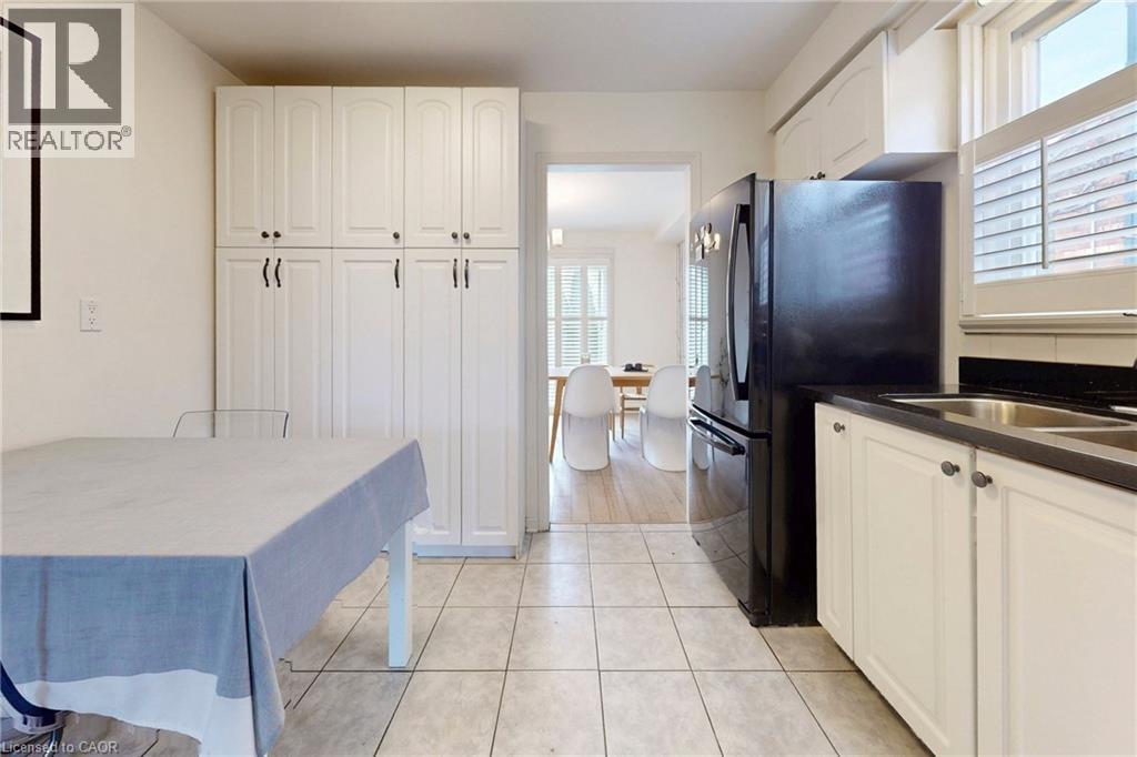 62 Como Place, Hamilton, Ontario  L9B 1Y4 - Photo 16 - 40828598