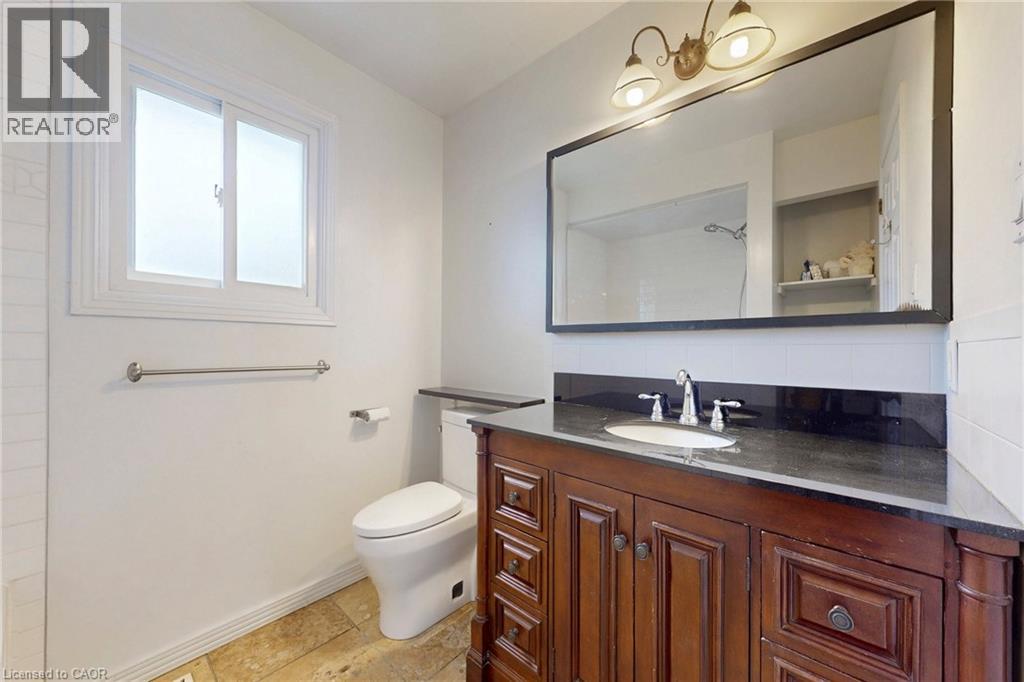 62 Como Place, Hamilton, Ontario  L9B 1Y4 - Photo 24 - 40828598