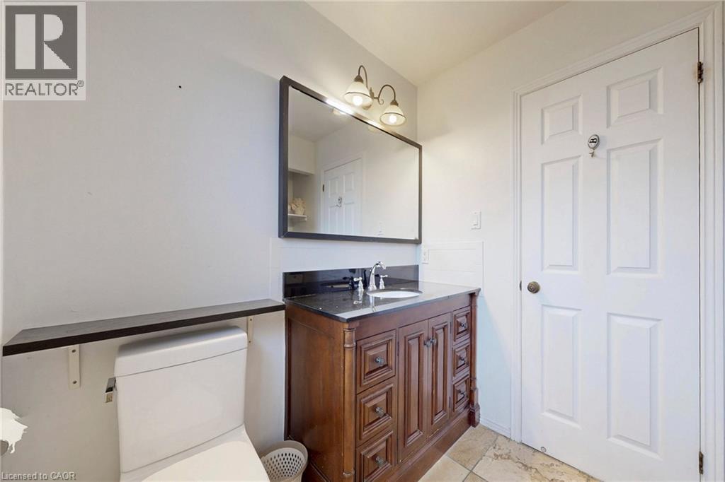 62 Como Place, Hamilton, Ontario  L9B 1Y4 - Photo 25 - 40828598