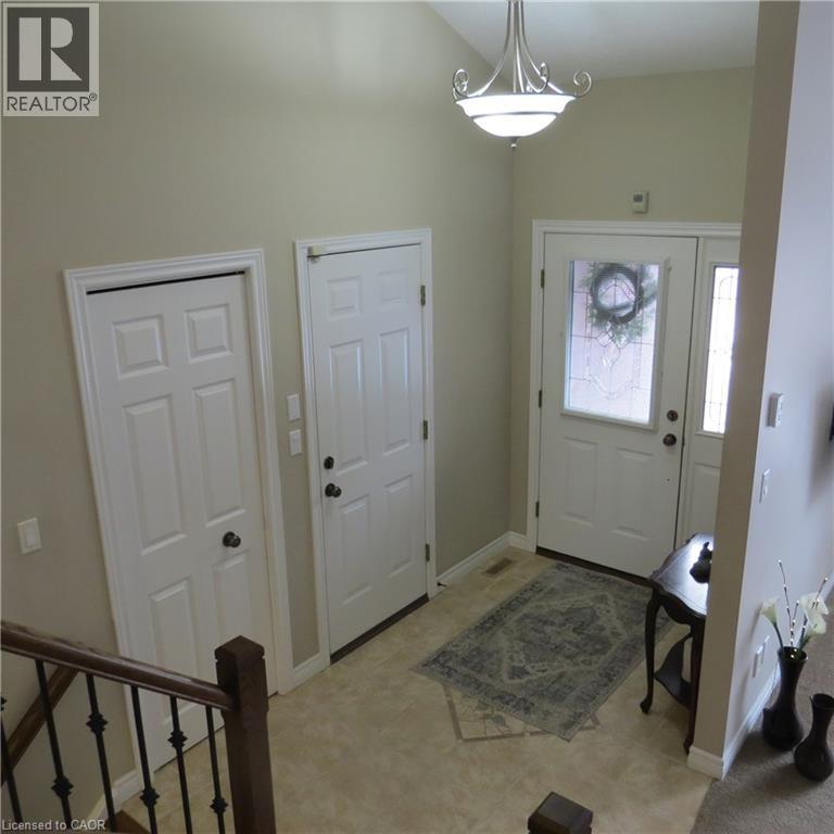 209 Kingfisher Avenue, Woodstock, Ontario  N4T 0B3 - Photo 4 - 40797436