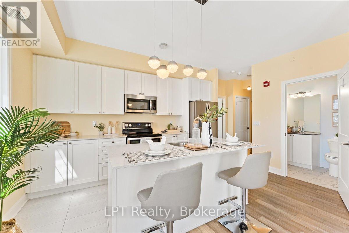 102 - 50 Lakebreeze Drive, Clarington, Ontario  L1B 0V9 - Photo 10 - E13103408
