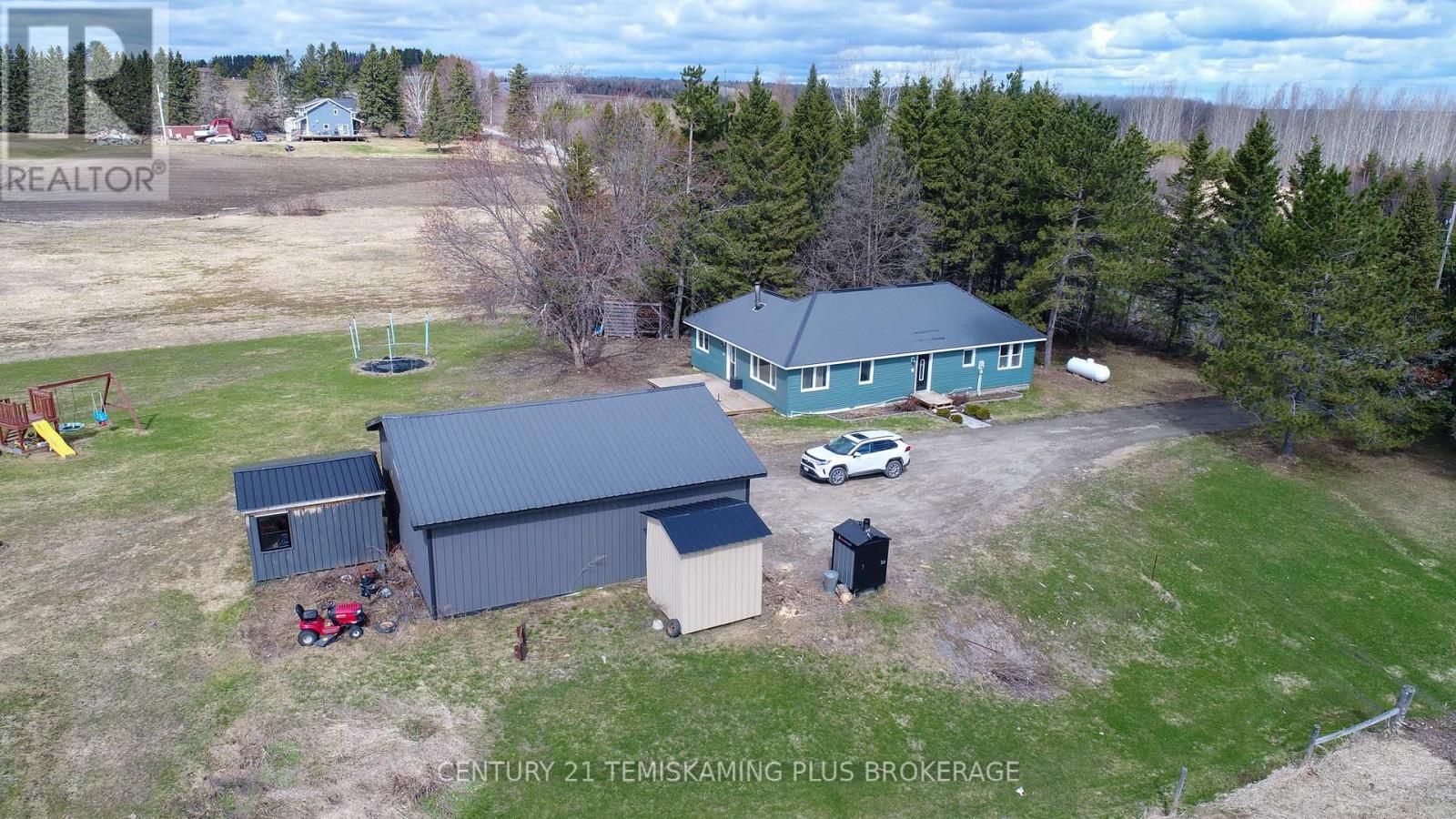 286422 Spruce Grove Road, Englehart, Ontario  P0J 1H0 - Photo 2 - T12990518