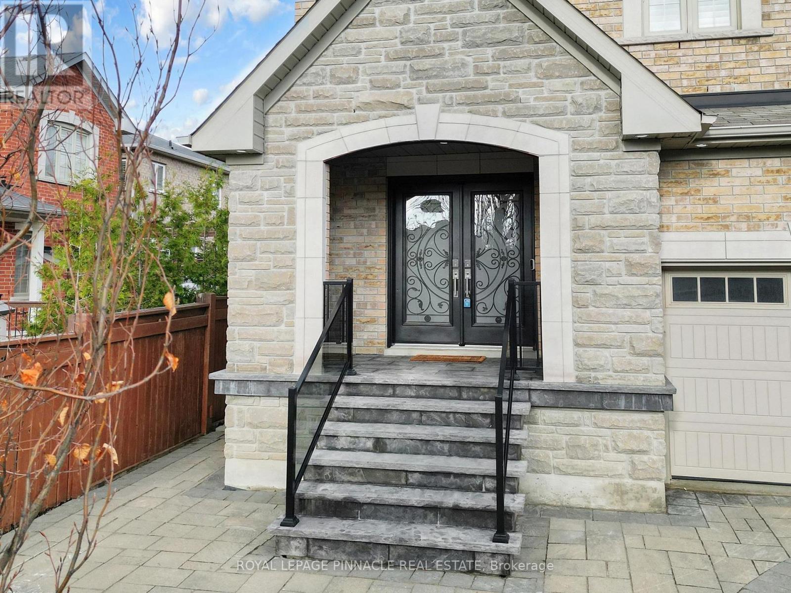 33 Gambit Avenue, Vaughan, Ontario  L4H 0Y7 - Photo 3 - N13043764