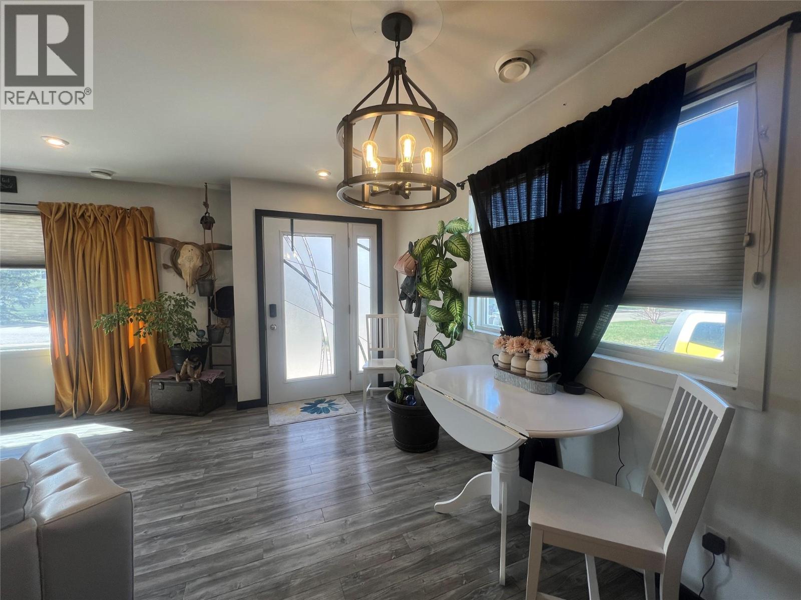 1116 96a Avenue, Dawson Creek, British Columbia  V1G 1M8 - Photo 6 - 10386543