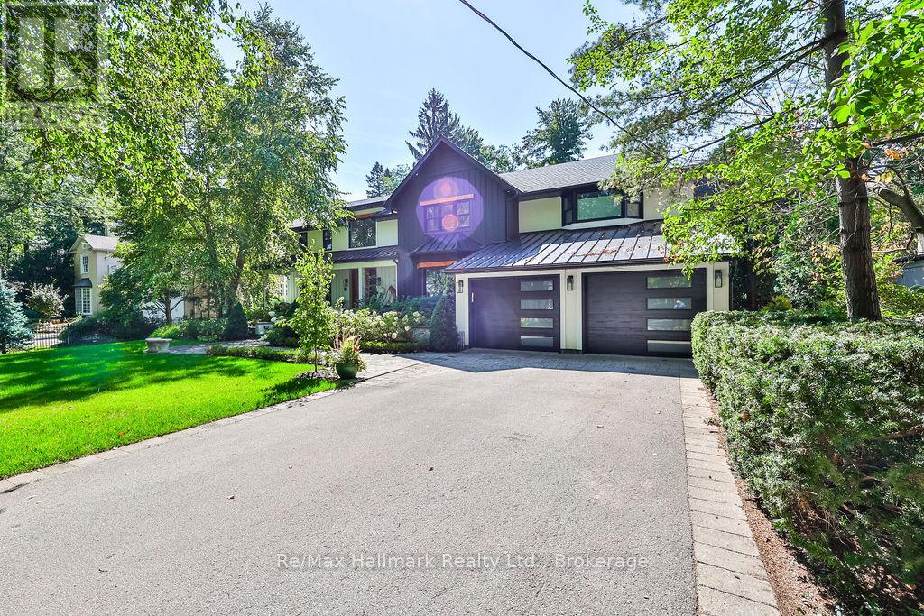 200 Chartwell Road, Oakville, Ontario  L6J 3Z8 - Photo 3 - W12783046