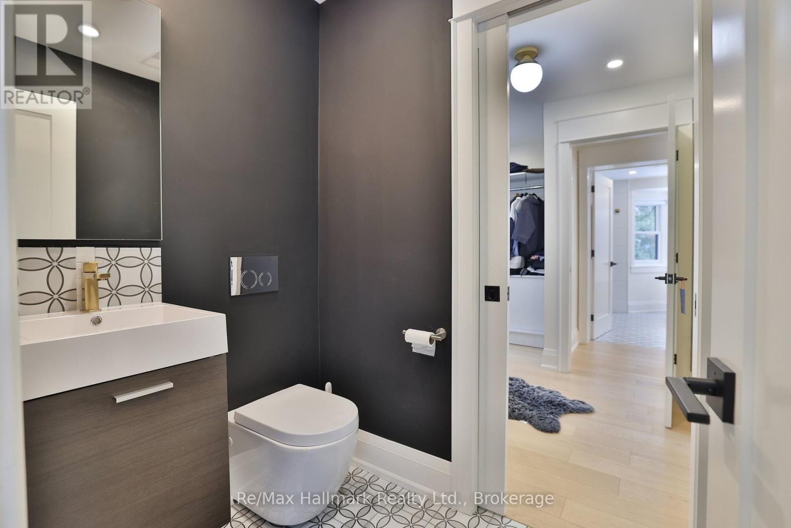 200 Chartwell Road, Oakville, Ontario  L6J 3Z8 - Photo 32 - W12783046