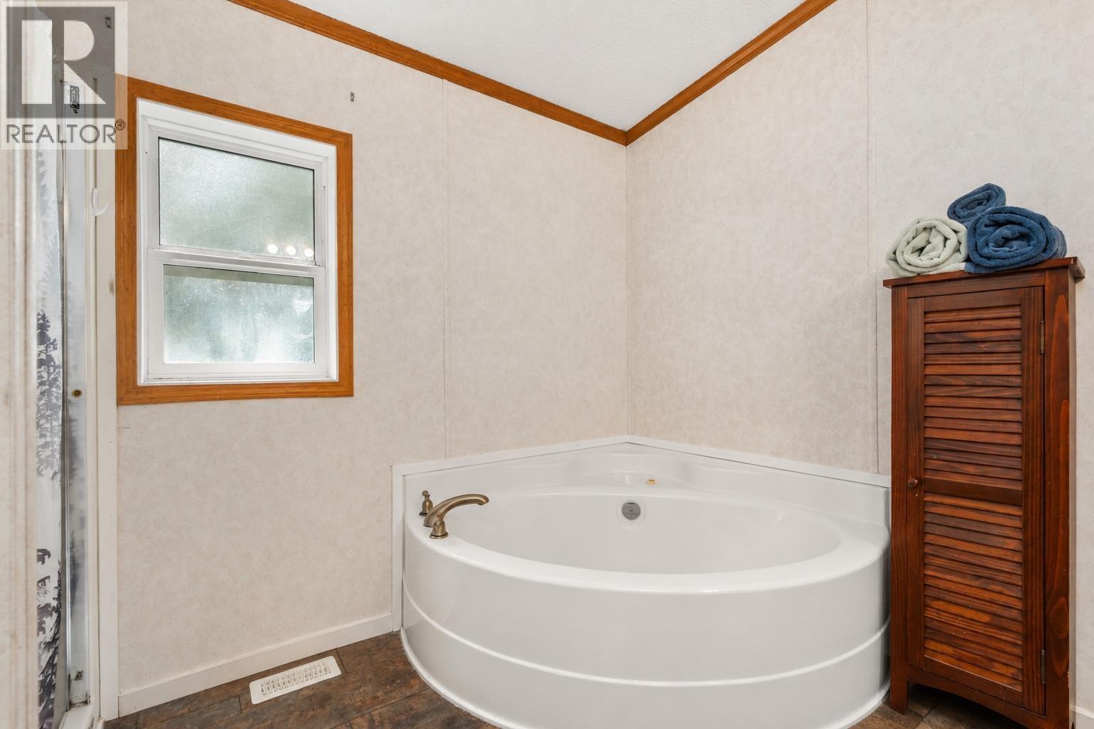 13262 Porters Road, Madeira Park, British Columbia  V0N 2H1 - Photo 16 - R3121306