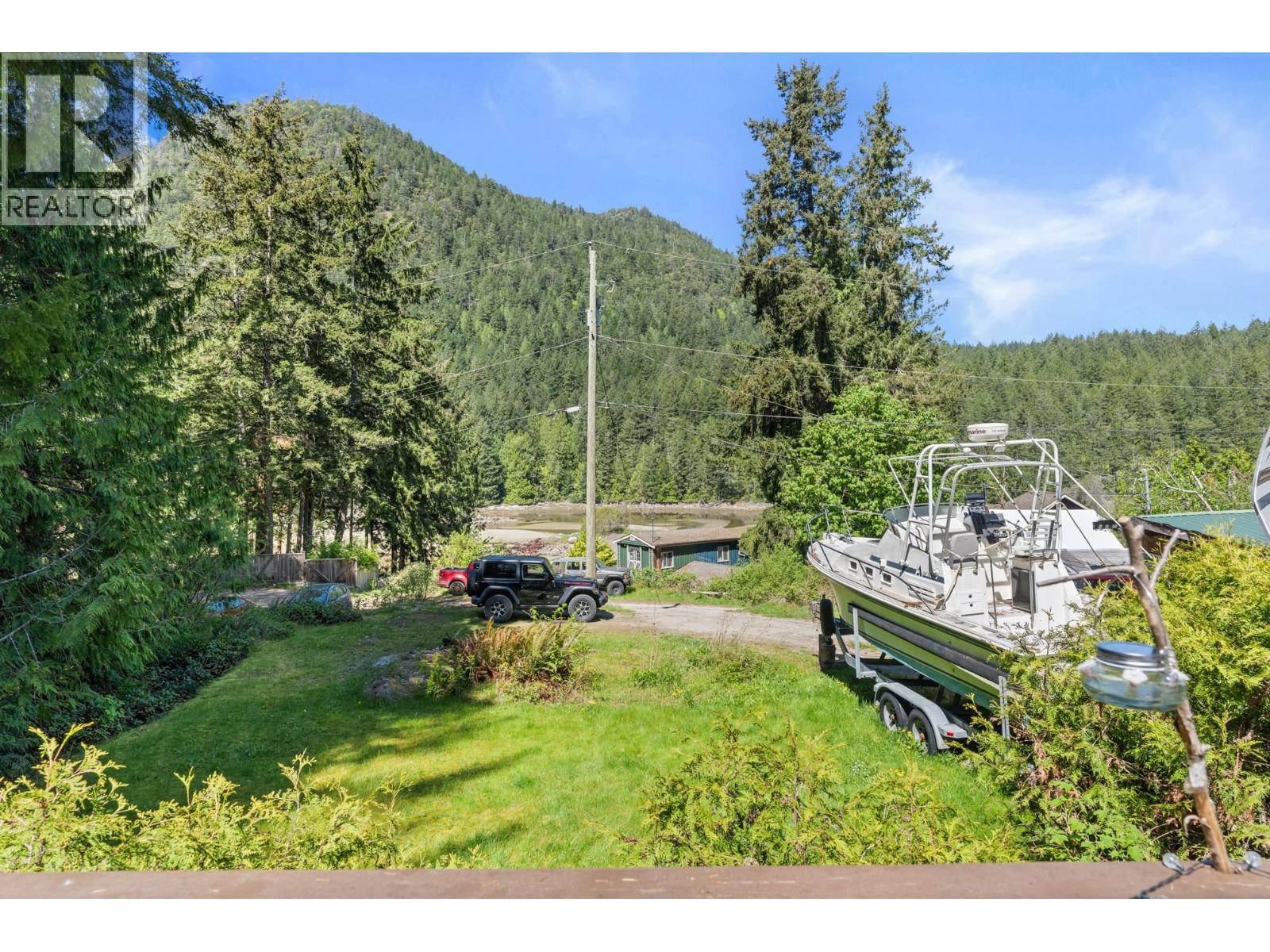 13262 Porters Road, Madeira Park, British Columbia  V0N 2H1 - Photo 26 - R3121306