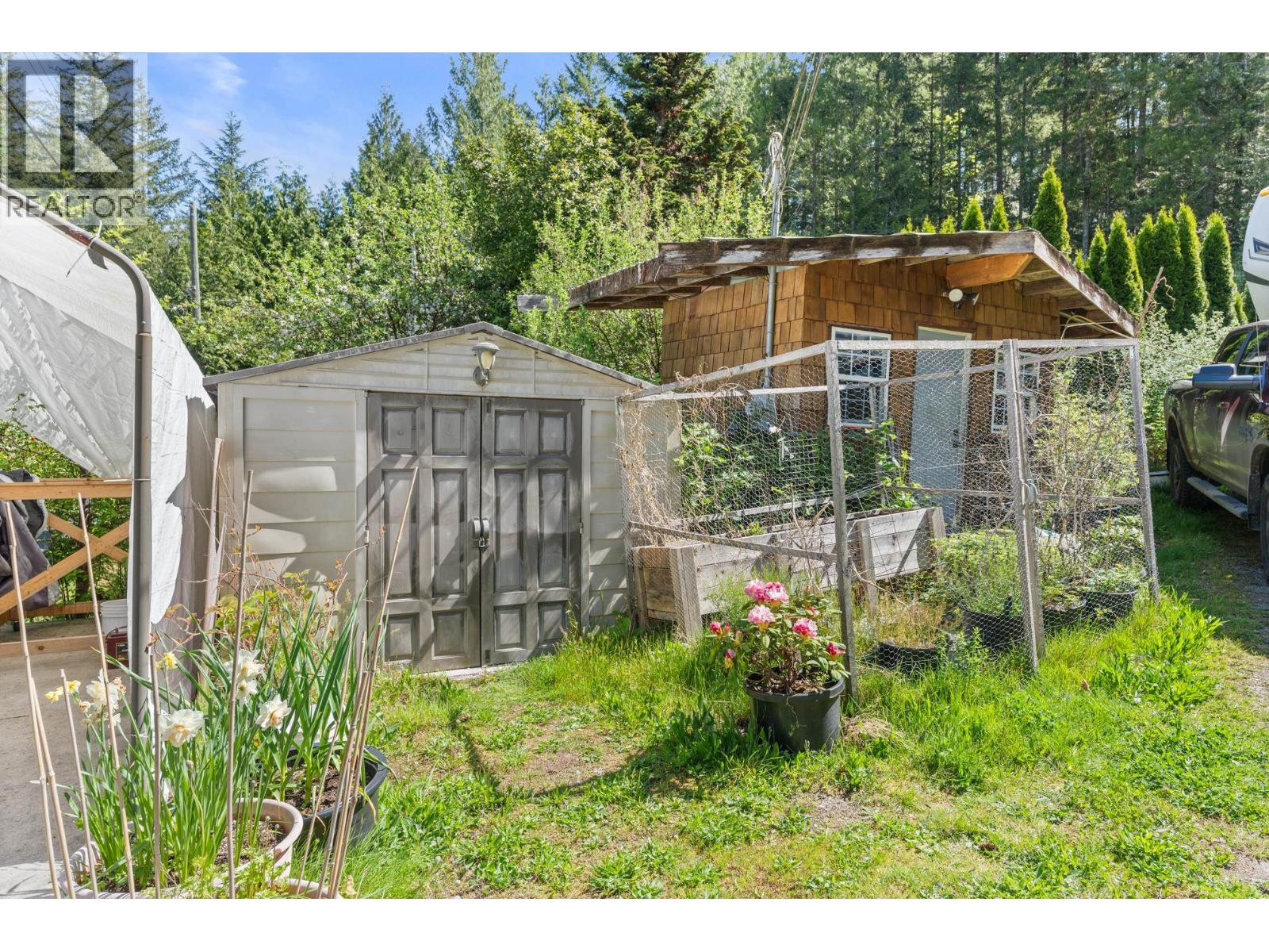 13262 Porters Road, Madeira Park, British Columbia  V0N 2H1 - Photo 30 - R3121306