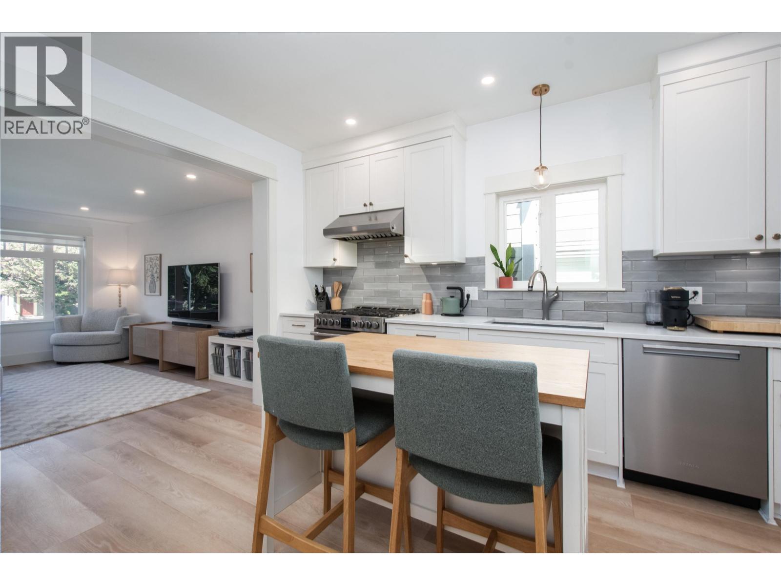 2248 Graveley Street, Vancouver, British Columbia  V5L 3C2 - Photo 13 - R3121333