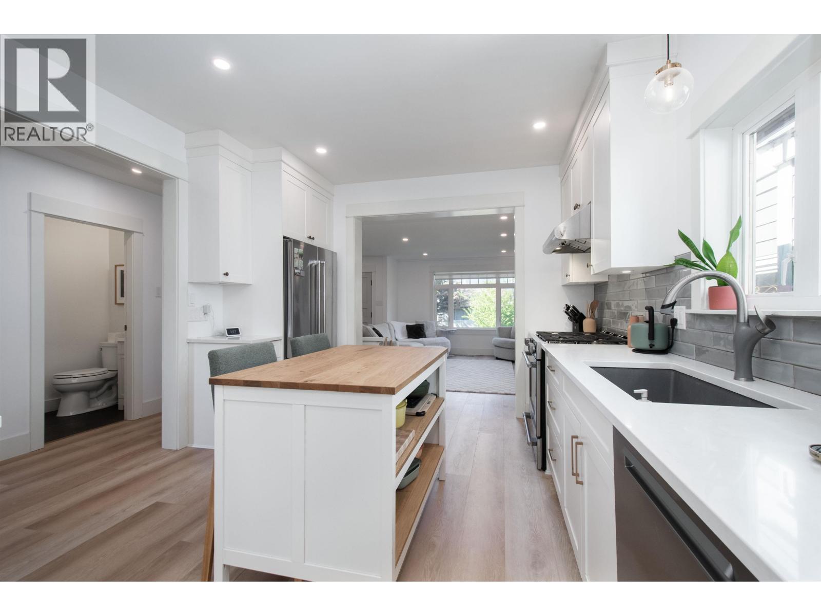 2248 Graveley Street, Vancouver, British Columbia  V5L 3C2 - Photo 14 - R3121333