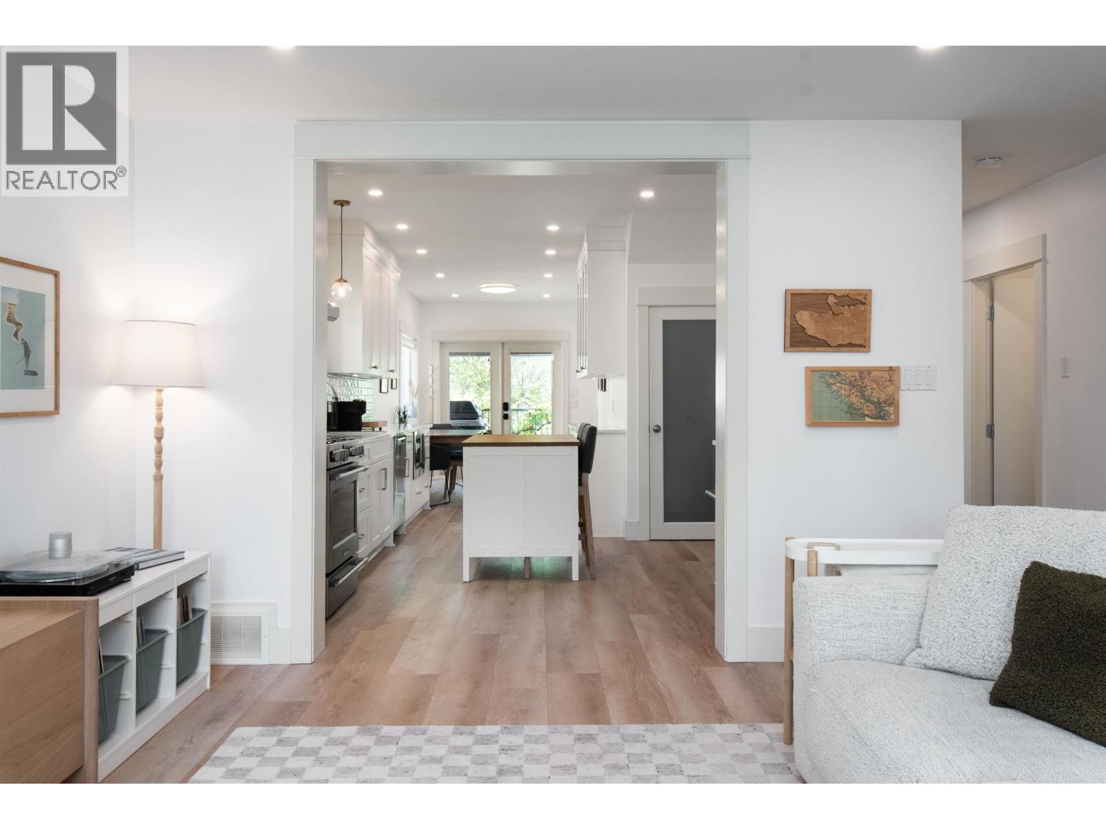 2248 Graveley Street, Vancouver, British Columbia  V5L 3C2 - Photo 7 - R3121333