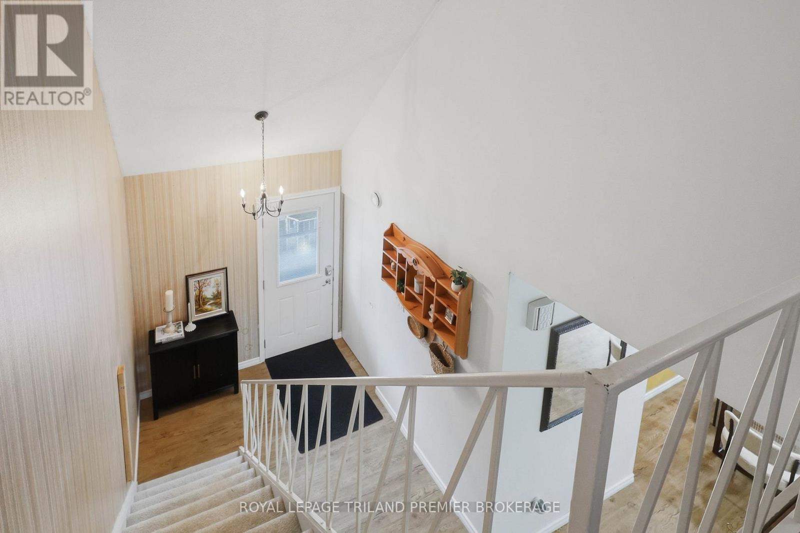 20 Crabtree Avenue, London North, Ontario  N6G 2H7 - Photo 18 - X13103452