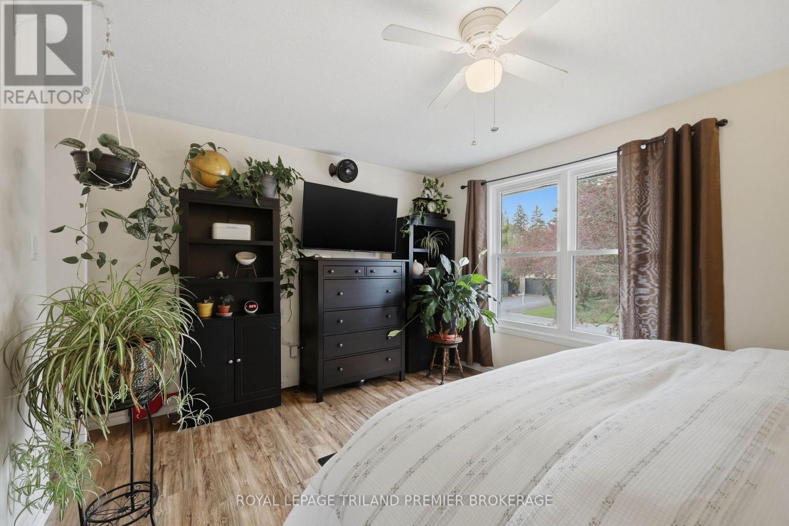 20 Crabtree Avenue, London North, Ontario  N6G 2H7 - Photo 20 - X13103452