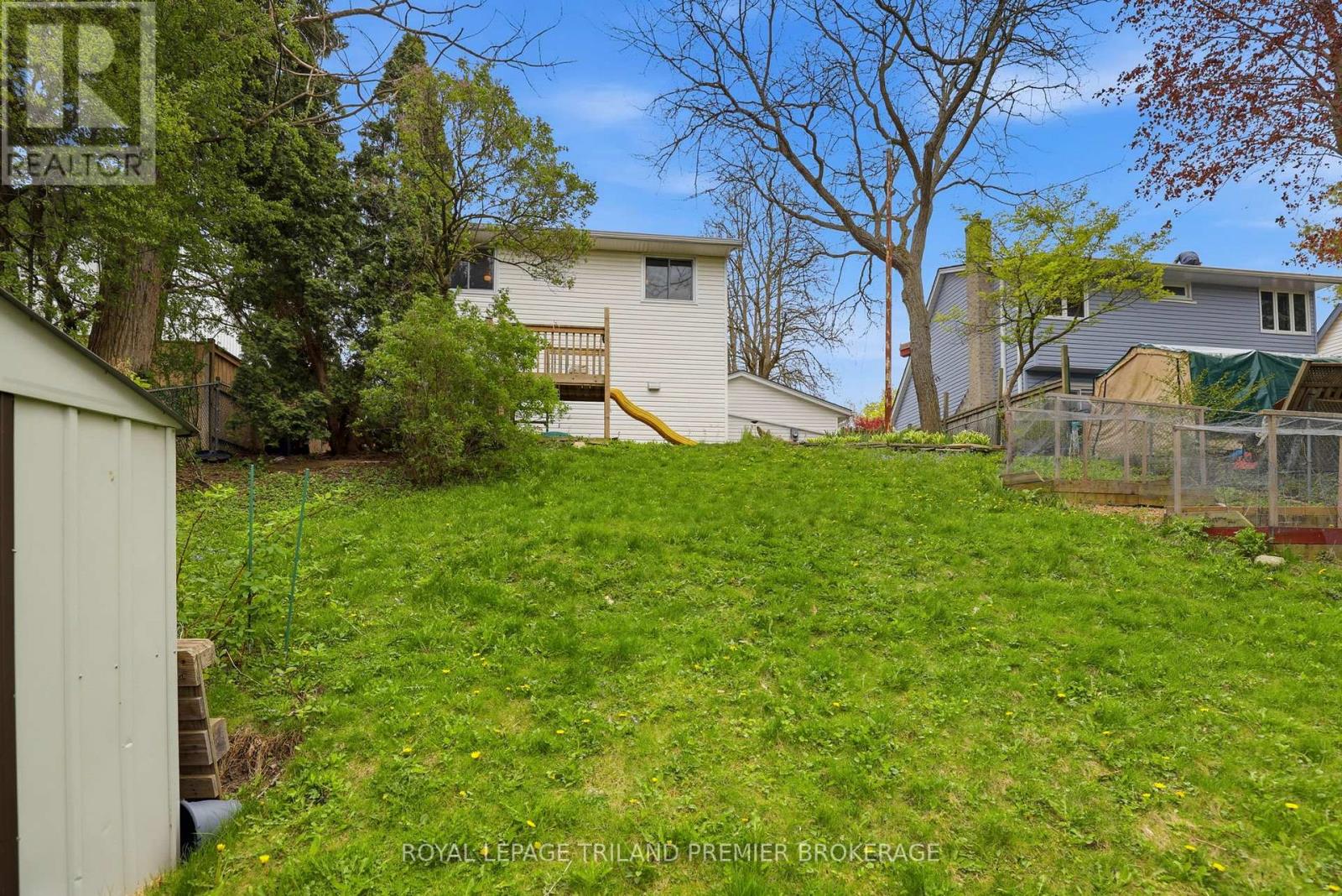20 Crabtree Avenue, London North, Ontario  N6G 2H7 - Photo 32 - X13103452