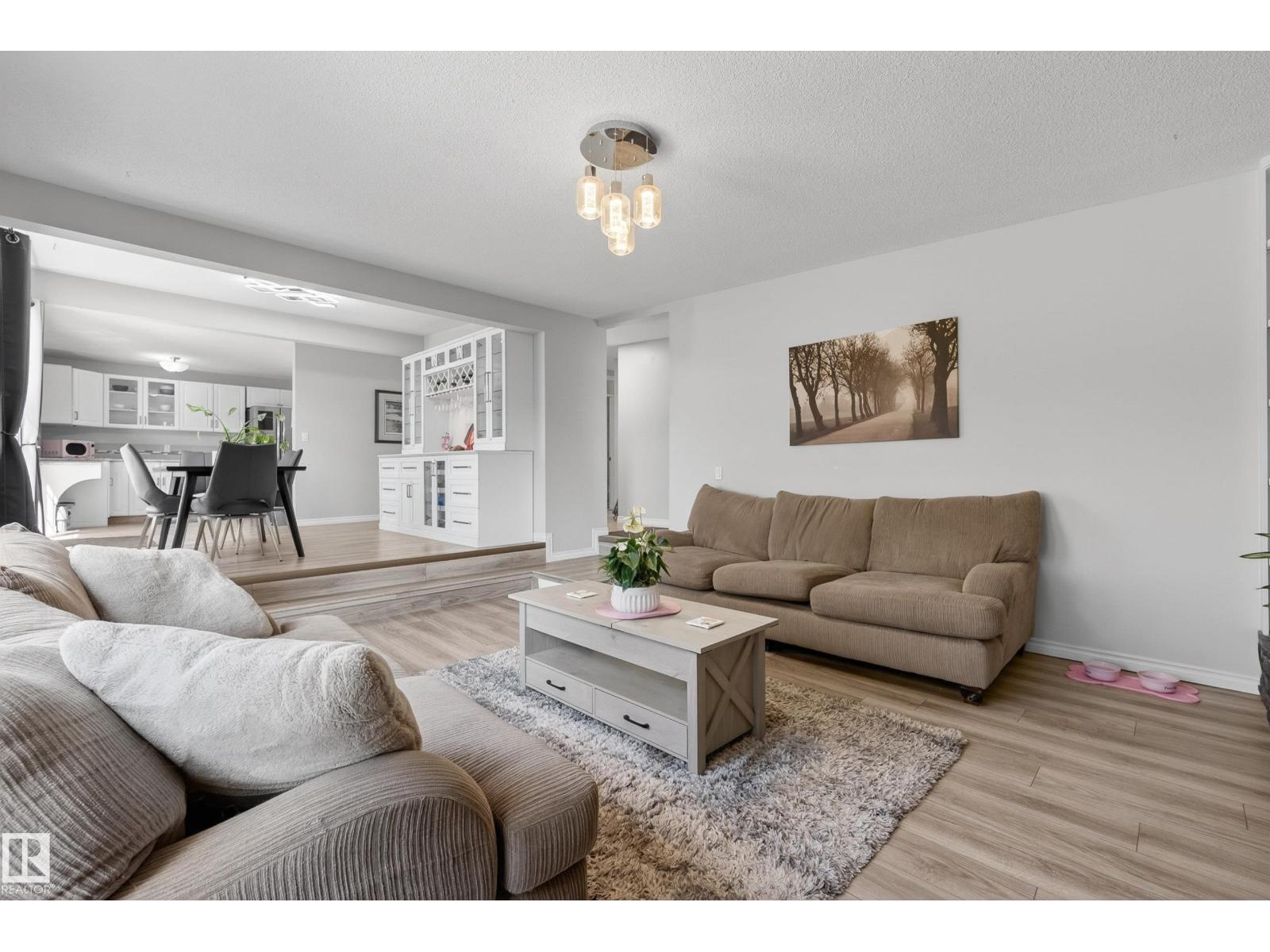 31 Gatewood Av, St. Albert, Alberta  T8N 1A1 - Photo 10 - E4486619