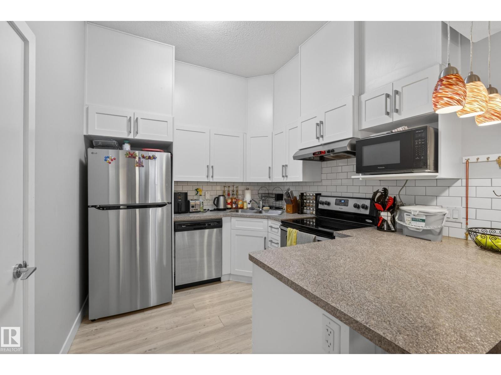 9052 92 St Nw, Edmonton, Alberta  T6C 3R2 - Photo 37 - E4486620