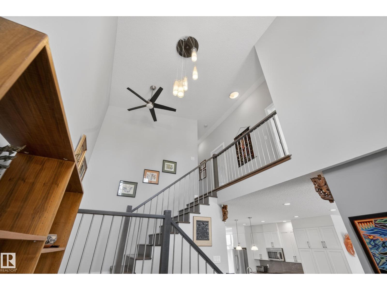 9052 92 St Nw, Edmonton, Alberta  T6C 3R2 - Photo 4 - E4486620