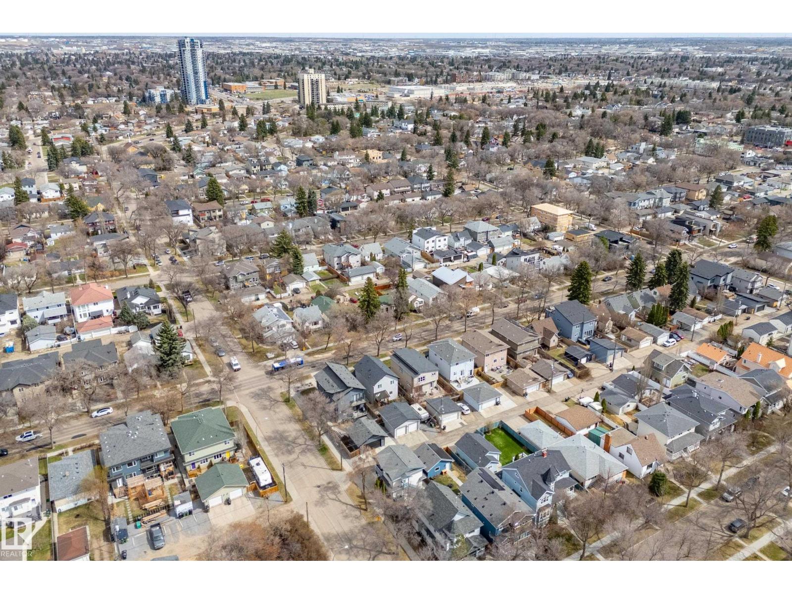 9052 92 St Nw, Edmonton, Alberta  T6C 3R2 - Photo 59 - E4486620