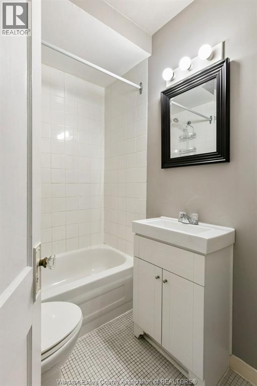 340 Partington Avenue Unit# 2, Windsor, Ontario  N9B 2N5 - Photo 6 - 26010542