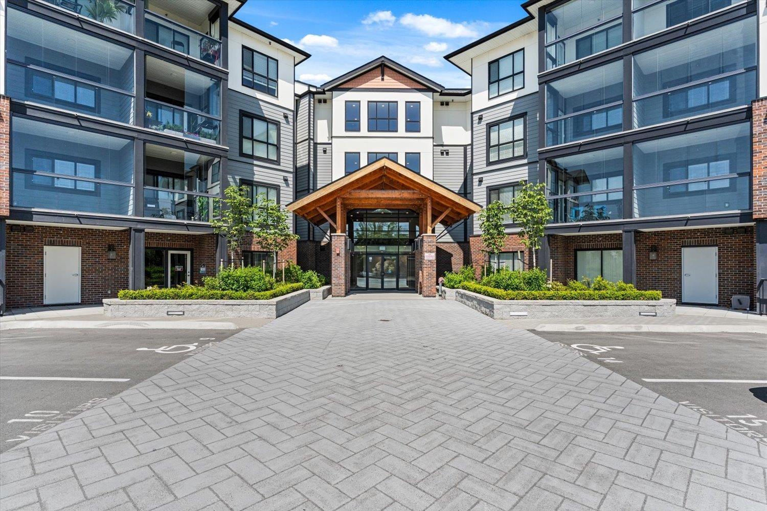 122 8497 YOUNG ROAD|Chilliwack Proper South, Chilliwack, British Columbia