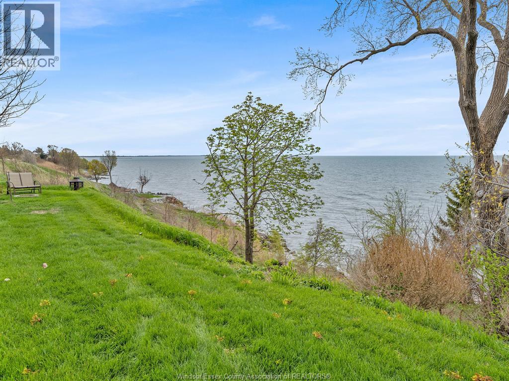 388 Seacliff Drive West, Leamington, Ontario  N8H 4E1 - Photo 44 - 26010482