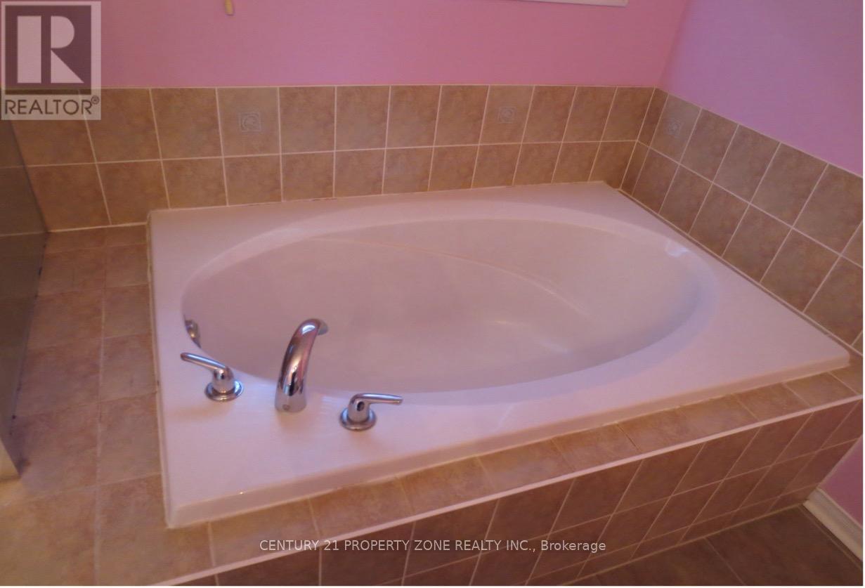 3143 Eclipse Avenue, Mississauga, Ontario  L5M 7X3 - Photo 17 - W13103262